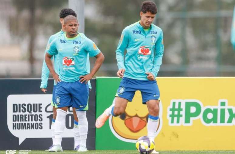 Seleção sub-20 recebe visitas em treino nesta terça –