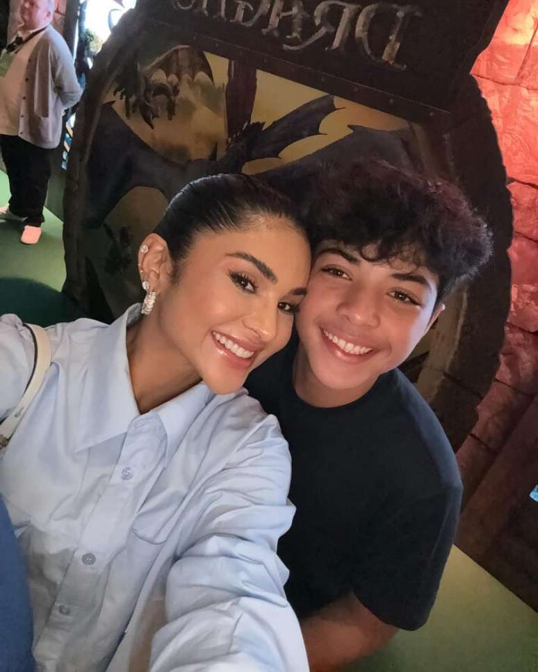 Mileide Mihaile e o filho, Yhudy