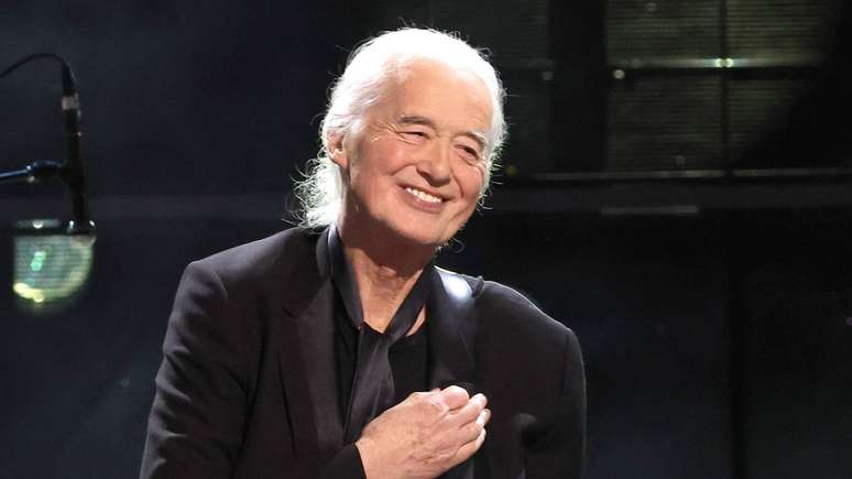 Jimmy Page, guitarrista do Led Zeppelin, em 2023