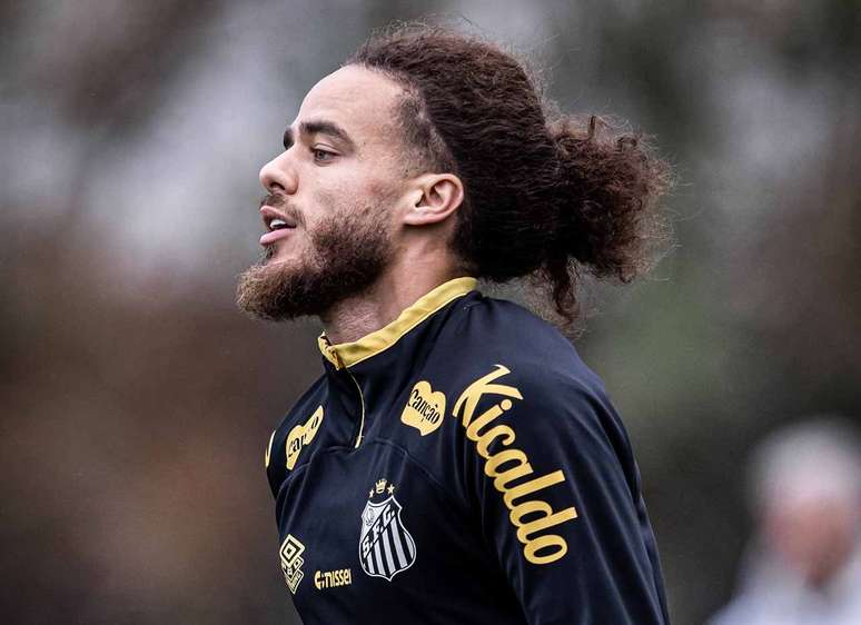 Santos apresentou na manh&atilde; desta quarta Billal Brahimi, que j&aacute; treinou no CT Rei Pel&eacute; &ndash;