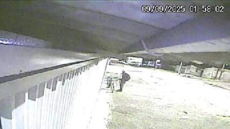 Crime foi flagrado por câmeras de monitoramento e suspeito foi preso no DF