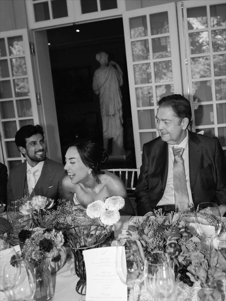 Julinho Casares, Lara Silva e Faust&atilde;o