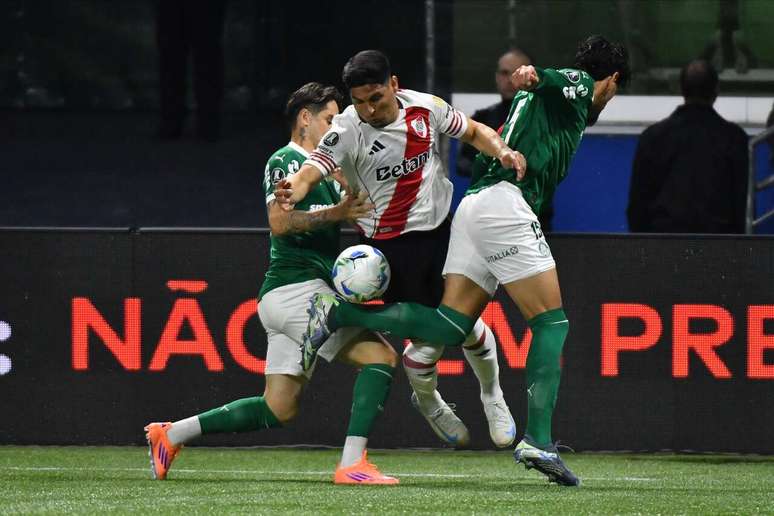 River saiu na frente na primeira etapa &ndash;