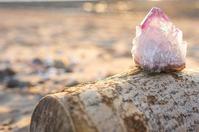 The secrets of crystals for energy, balance and wellness