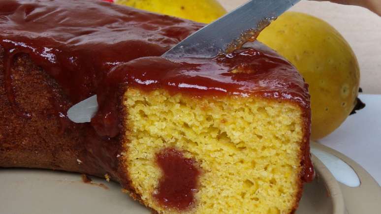 Corn cake and guava: perfect for afternoon coffee