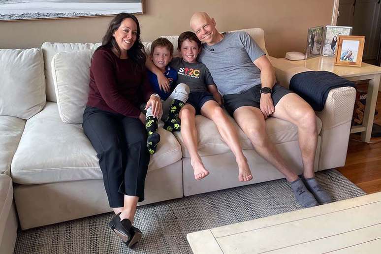 Father with aggressive leukemia survives after the donation of the stem cells of the 9 -year -old son