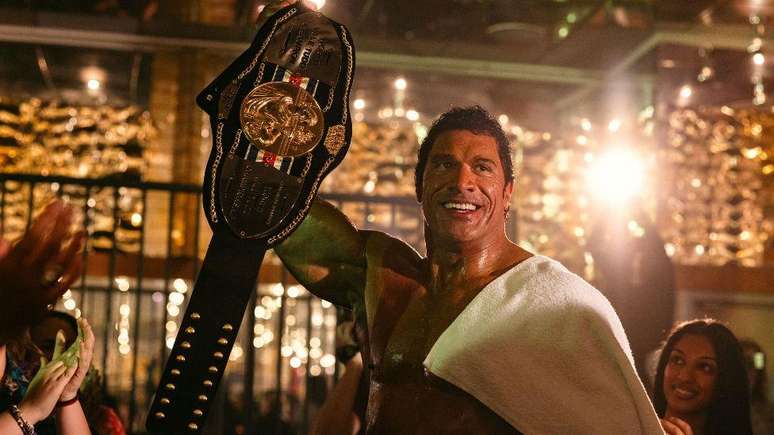 Depois de anos como uma estrela de sucesso, Dwayne Johnson assume um papel mais dram&aacute;tico