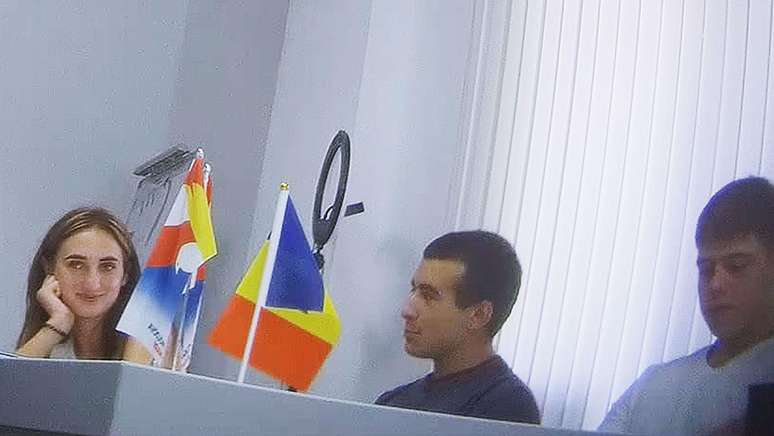 While the false network financed by Russia tries to interfere with the elections in Europe