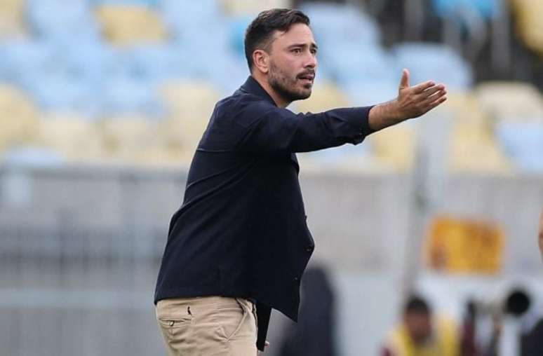 Ancelotti lamenta derrota do Botafogo em clássico – Ancelotti lamenta derrota do Botafogo em clássico –