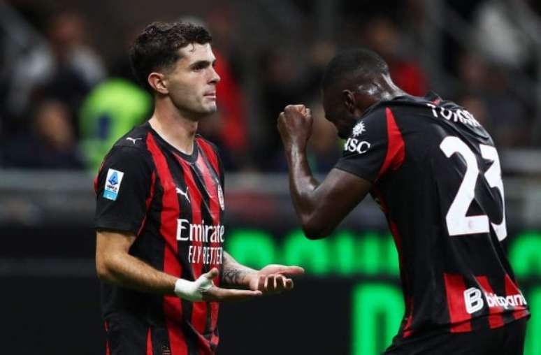 Milan beats Naples to San Siro and takes on Italian leadership