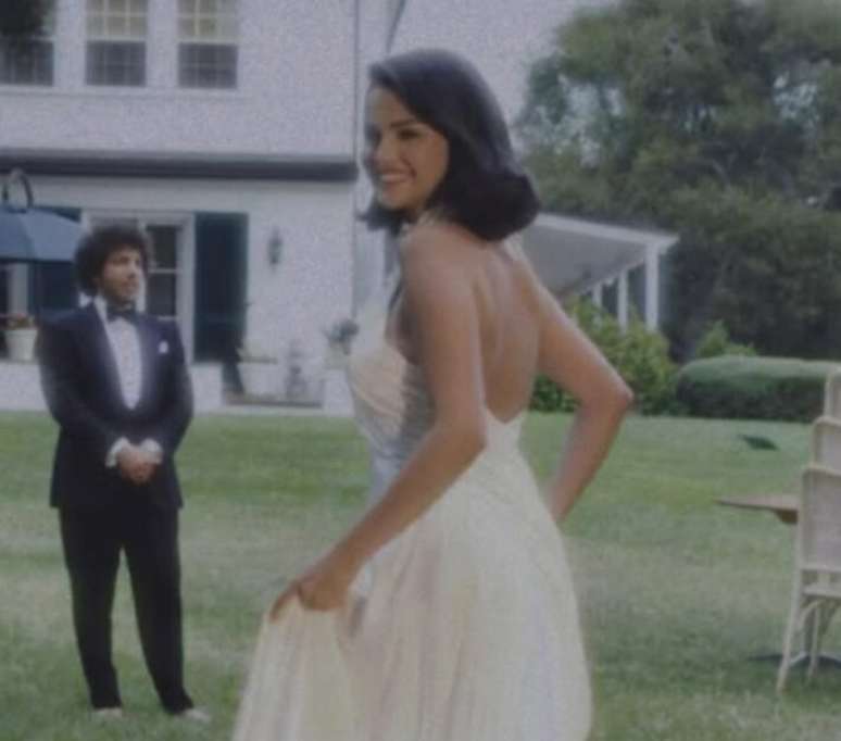 Selena Gomez marries Benny Blanco and shows photos of the ceremony; Check