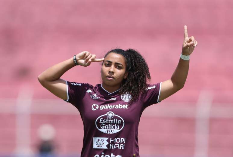 Comemoração de Nat Vendito no detalhes