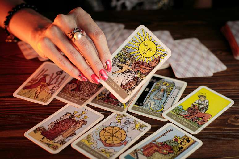 O Sol Tarot outubro