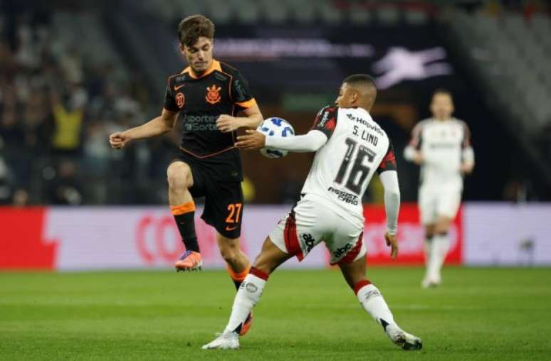 Yuri Alberto perdeu pênalti bizarro contra o Flamengo – Yuri Alberto perdeu pênalti bizarro contra o Flamengo –