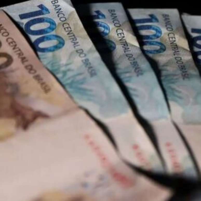 Moeda do Brasil, o real.