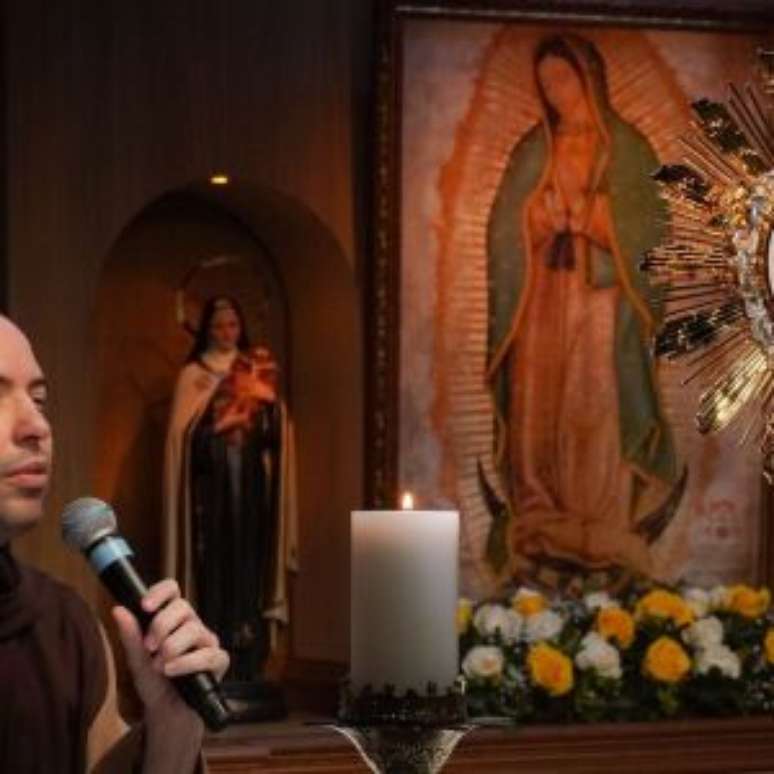 Friar Gilson brings together faithful from 50 countries on the last day of Rosario da Madrugada this Monday (29)