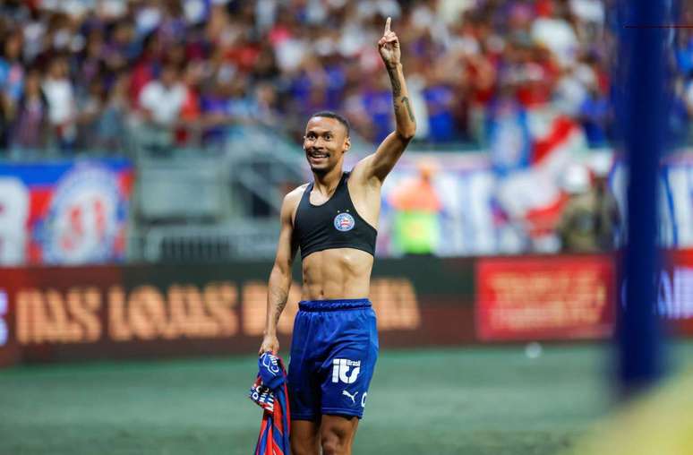 Ademir faz golaço e Bahia vence o Palmeiras na Fonte Nova –