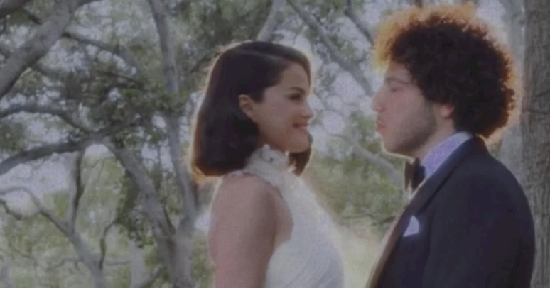 Selena Gomez e Benny Blanco se casam nos EUA. Veja as fotos