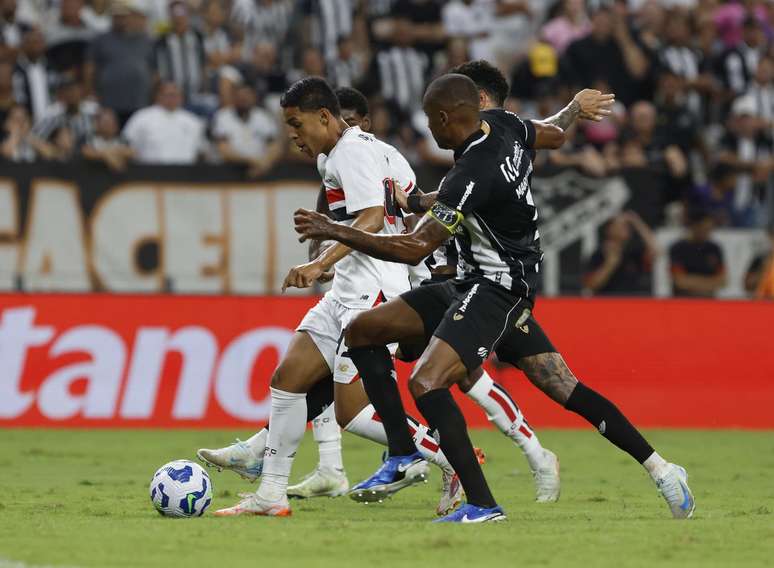 &Uacute;ltimo jogo entre as equipes terminou em 1 a 1 