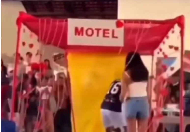 A secretaria não informou, exatamente, em que data ocorreu o evento escolar