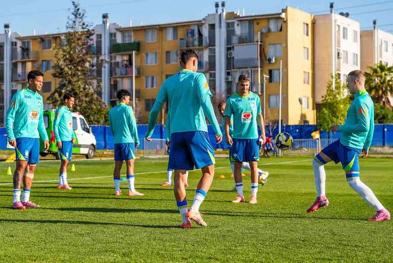 Treino da Sele&ccedil;&atilde;o Brasileira Sub-20, no Chile &ndash;