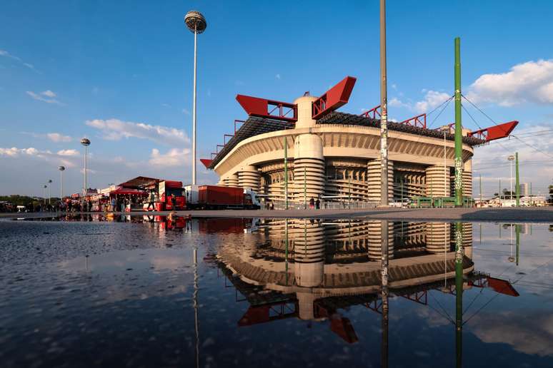 San Siro antes de partida 