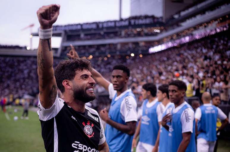&Uacute;ltima vit&oacute;ria do Corinthians em casa, no Brasileiro, foi contra o Santos &ndash;