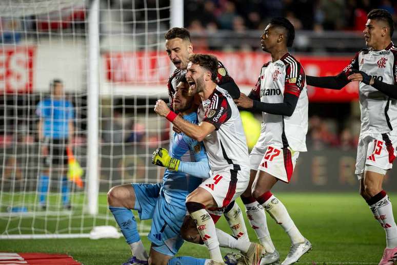Flamengo comemora a classifica&ccedil;&atilde;o &agrave; semifinal da Libertadores.