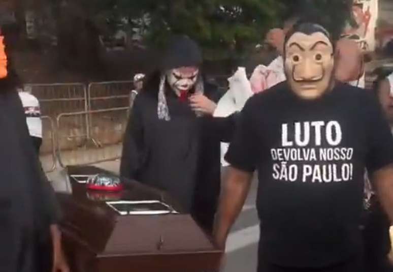 The movement took place before departure against Ceará -