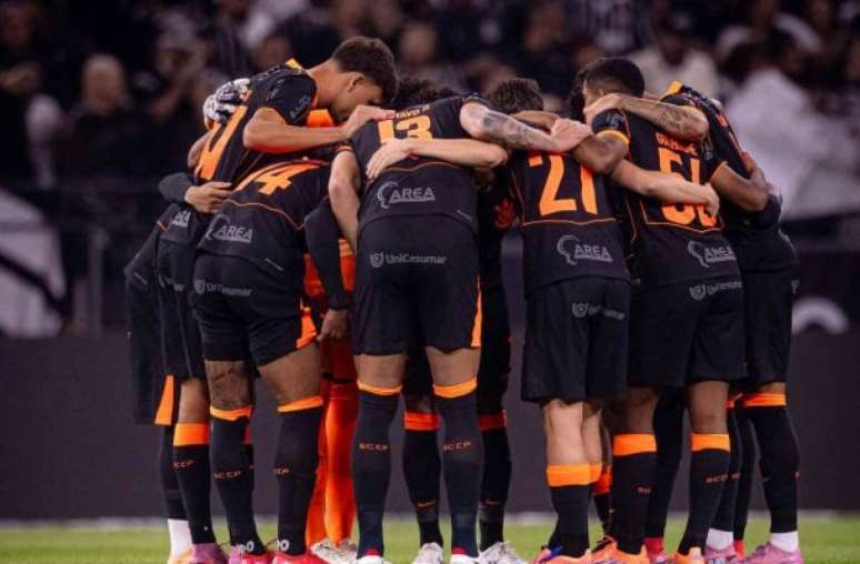 &Uacute;ltima vit&oacute;ria do Corinthians em casa, no Brasileiro, foi contra o Santos &ndash;