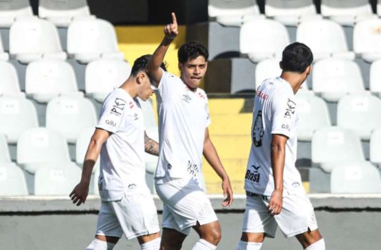 Promessa da Vila Belmiro tem multa rescisória superior a R$ 600 milhões –