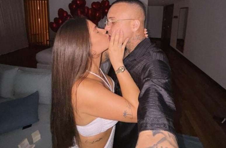 Isa Ranieri anuncia fim do casamento com atacante do Flamengo –