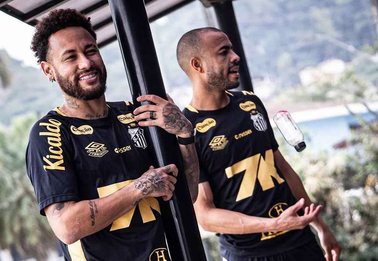 Neymar realizou trabalhos na fisioterapia do clube –