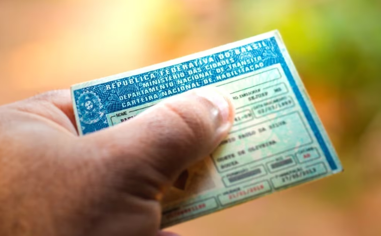 Apesar do fim da obrigatoriedade das aulas, as provas continuarão sendo obrigatórias para obter a CNH