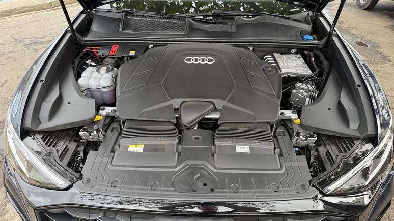 Audi Q8 Performance Black 2025