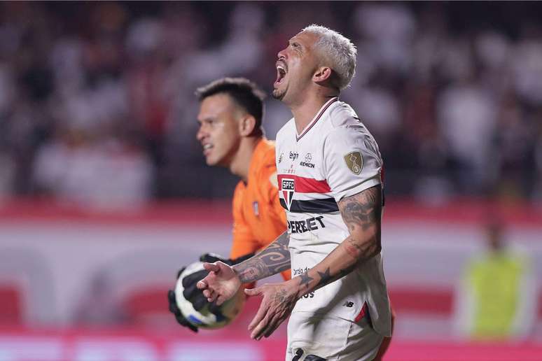 Luciano passa por seca de gols no São Paulo
