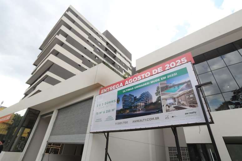 Estoque de imóveis novos disponíveis para venda cresceu 20,3% em um ano, segundo o Secovi-SP