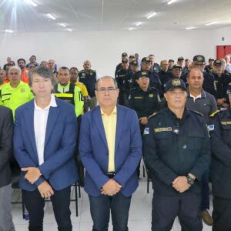 Prefeito Mano Medeiros em Cerimônia.