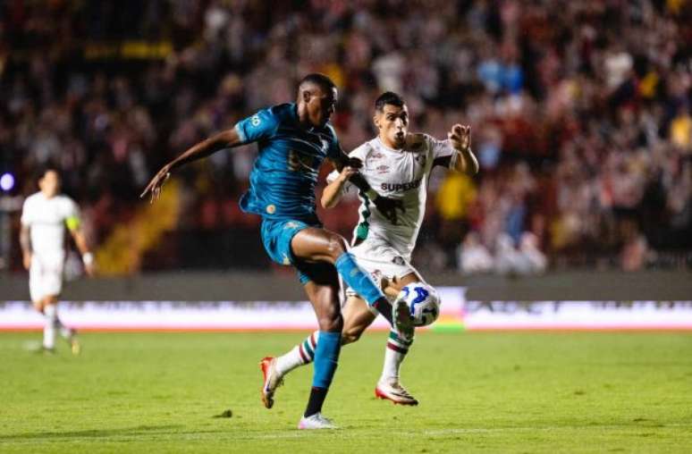 Aniversariante, Canobbio teve boa atuação e colocou uma bola na trave para o Fluminense –