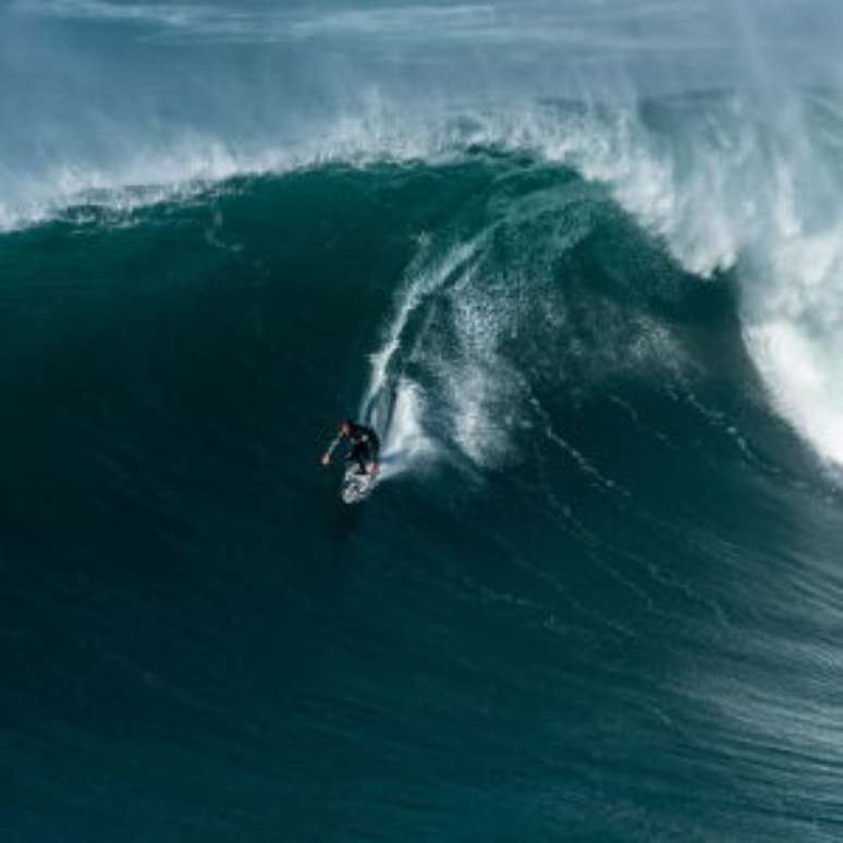 Descubra como Jaguaruna, "Nazaré Brasileira", conquistou o recorde da maior onda do Brasil.