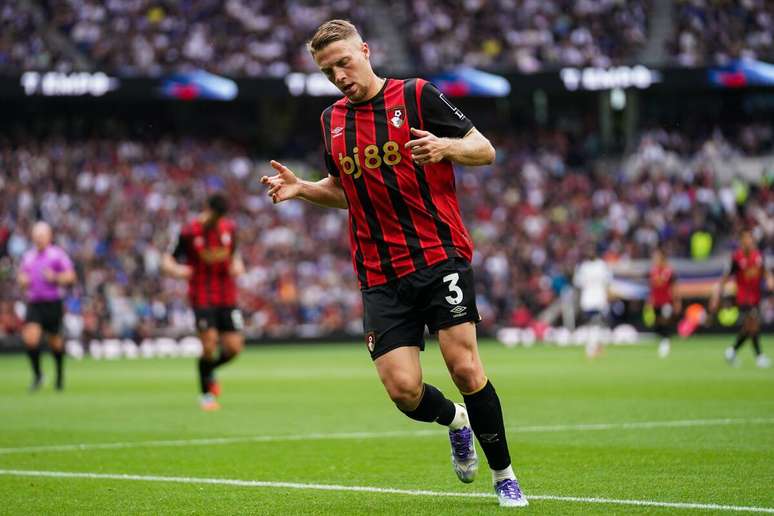 Adrien Truffer (Bournemouth) durante jogo contra o Tottenham, no dia 30.08.2025 