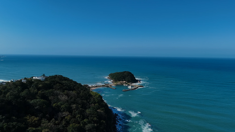 O espa&ccedil;o preserva aproximadamente 250 mil m&sup2; de mata nativa, o que garante contato direto com a natureza