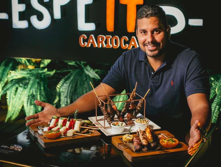 Meat, chicken, sausage? The advice of the barbecue seller who invoices r $ 250 mi