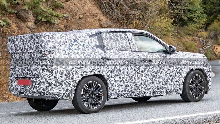 Próxima geração do Fiat Fastback em testes na Europa