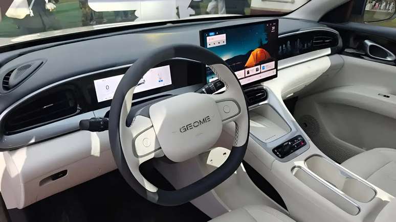 Geely EX2: em breve no Brasil