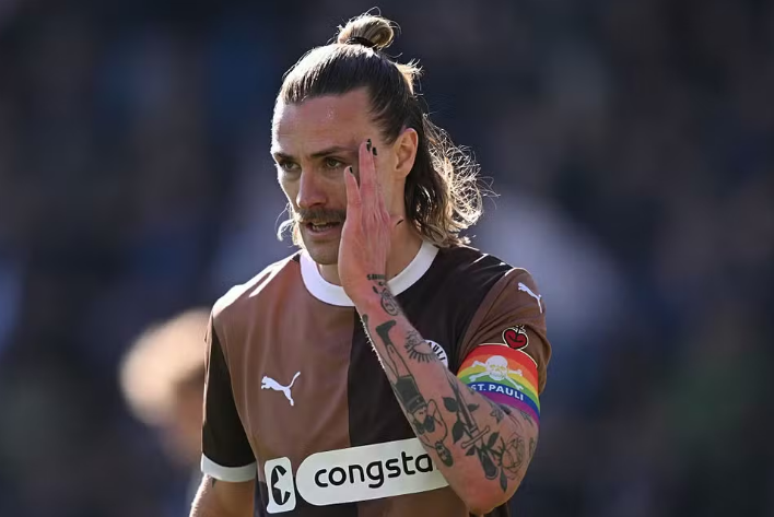 Irvine está no ST.Pauli desde 2021