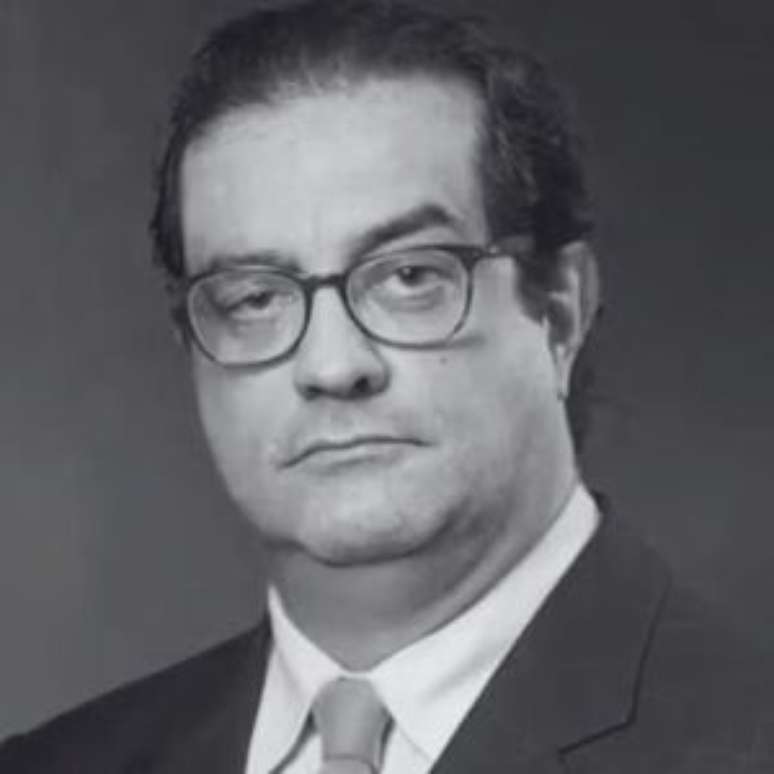 Advogado Luiz Fernando.