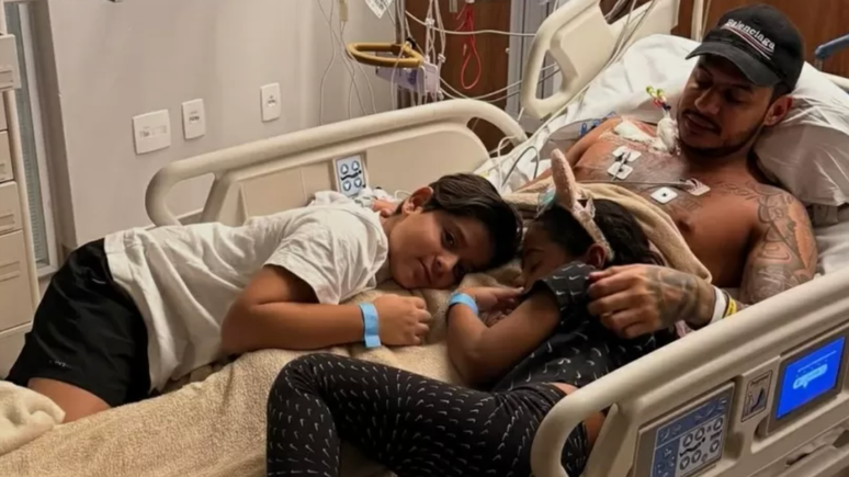 Post in Hungary first photo in the hospital and warns fans of the adulterated drink