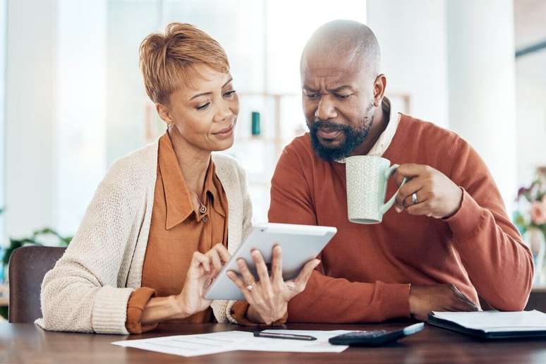 É importante guardar documentos que comprovem o trabalho com agentes nocivos à saúde 
