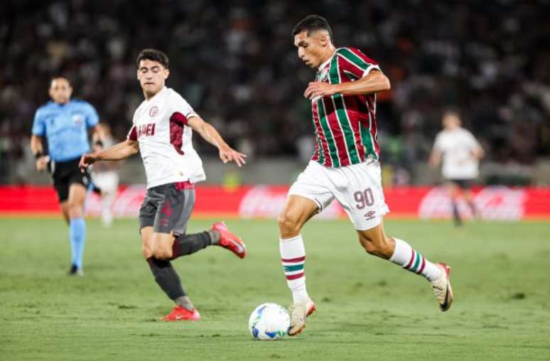 Kevin Serna, of Fluminense, is evoked by Colombia for friendly